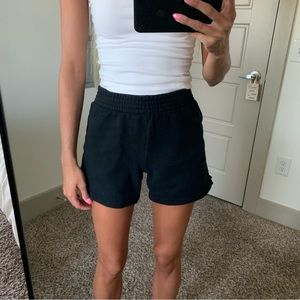 Aritzia TNA Cozy Fleece Sweatshorts